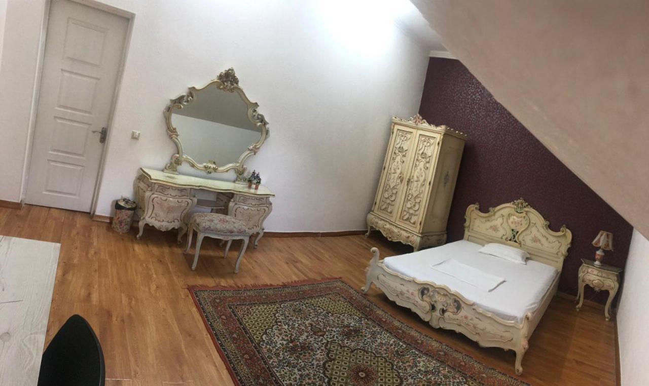 Rodem House Bishkek Bagian luar foto